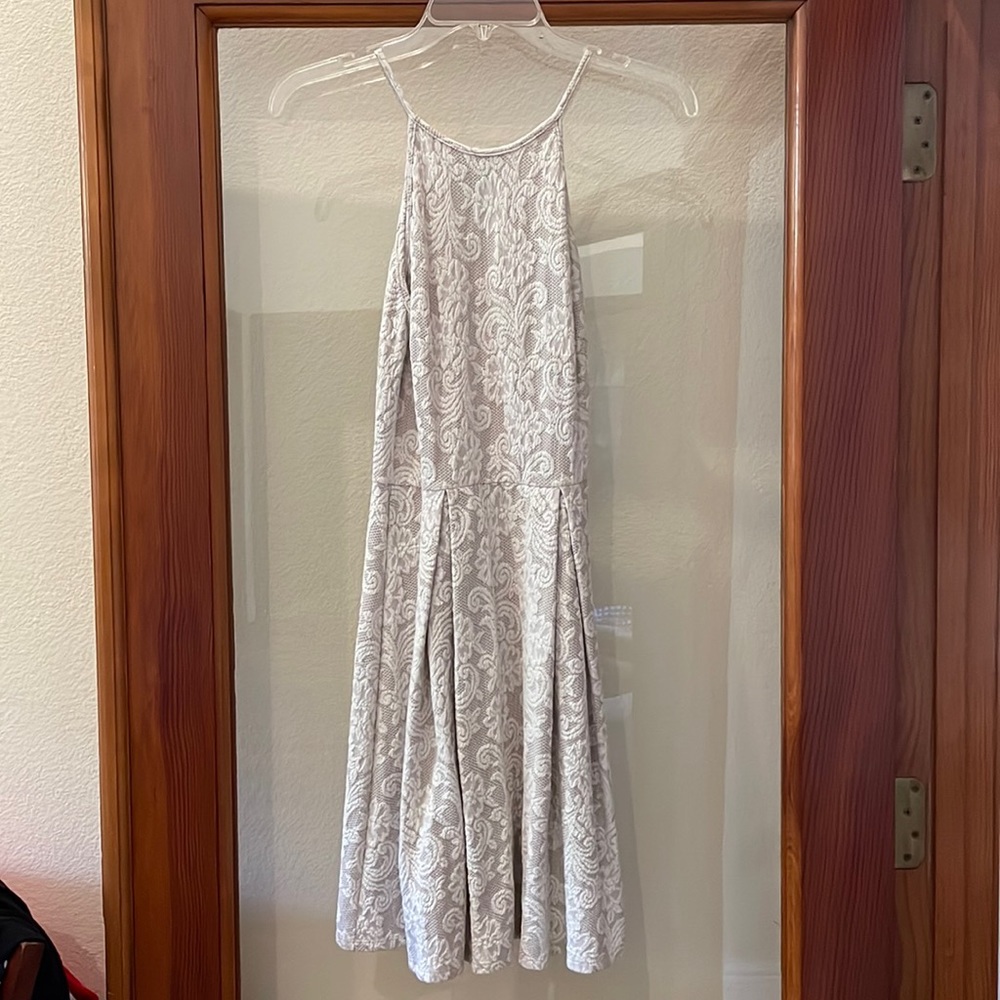 Aqua Dress - Size Small - Color Cream